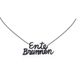 weimar19nlcさま専用オーダーページ「Ente Brunnen」ネックレス。