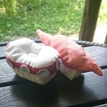 猫の寿司ころりん(生だことびんとろ)
