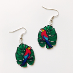 Tropicalピアス（オウム＆モンステラ）