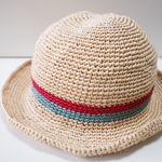 エコアンダリヤのキッズ夏帽子