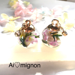 イヤリング　ピアス　プリザーブドフラワーのリボンのガラスドーム（リアルフラワーシリーズ）
