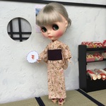 ネオブライス用浴衣　ピンクベージュに小花