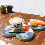 ④星条旗のお皿にのったコーヒーとパン❤︎ミニチュア