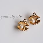 ★020「お試し価格」5個300円  パールの二枚貝シェルチャーム ゴールド