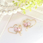 すりガラス風のお花とハートのピアス♡ゆらゆらストーン付き♡