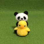 パンダとひよこの仲良しペア♪
