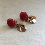 rouge red × antique gold