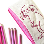 コットンリネンの刺繍ポーチ