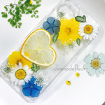 爽やか青いお花とハートレモンの押し花iPhoneケース