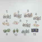 クラッシュドライフラワー 樹脂ピアス