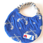 ふかふかスタイ　カッコいいピストル！