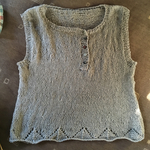 グレーのベスト