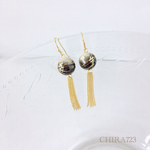 黒の和柄模様ピアス