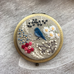 刺繍コンパクトミラー オオルリ
