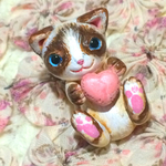 にゃんマカロンハート