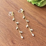 リーフビジューイヤリング・ピアス