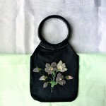 フラワービーズ刺繍　手提げバッグ