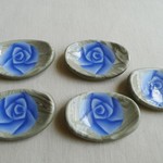 練り上げ青薔薇の箸置き（楕円）