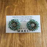 ビーズのループピアス/ｴﾒﾗﾙﾄﾞ