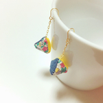 ころころ三角ピアス