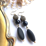 再販♬送料無料！✴︎✴︎しましまビーズ✴︎ブラック✴︎ピアス✴︎