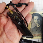ダークナイトの加護♪シンプル革紐ネックレス♪非加熱天然煙水晶氷柱ゴールドペンダント♪黒革紐約70cm付き♪チベット産♪天然スモーキークォーツ♪01036