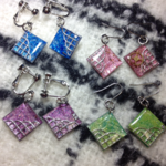 色々しかくのピアス
