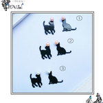 黒猫こねこの球遊び