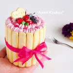 春限定!!いちごのシャルロットケーキ♪