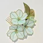 不透桜のヘアコーム（薄水色）
