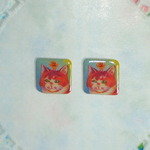 猫とひよこのピアス