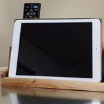 リモコン スマホ タブレットラック(杉)
