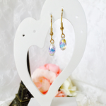 スワロフスキーのしずくピアス＊夏＊雫＊涙型＊ドロップ＊涼しげ＊シャンデリア