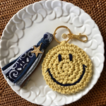  スマイル😊バンダナ柄さき布タッセルキーホルダー