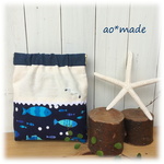 【10%off価格】送料込み・海を持ち歩くバネポーチ＊お魚プリント