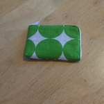 カード入れ【送料無料】緑×生成 水玉