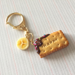 HAPPY クリームサンド ビスケット キーホルダー