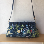 紺色お花畑　ショルダーバッグ 27cmサイズ