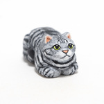 コルクの香箱座り猫・サバトラ