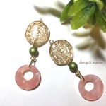 再販☆300円☆クリアアンティークコイン☆アクリルチャーム(ピンク)のピアス/イヤリング