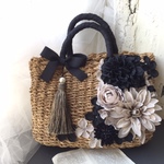 ブラック＆グレーのスクエアリボンかごバッグ