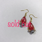 紅いマーブルピアス♡