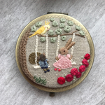 刺繍コンパクトミラー うさぎさんと仲間達