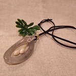 再販   変形リングのボリューム 革ひもネックレス✨