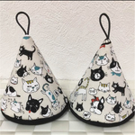 ☆【送料無料】ワンチャン 猫ちゃん 大集合の少し大きめ三角鍋つかみ ルクルーゼ やストウブに！