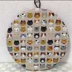 ☆【送料無料】猫ちゃんいっぱいのまーるい鍋敷き(ポットマット) ルクルーゼ やストウブに！