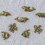 レジン封入　イルカ　亀　熱帯魚　金古美　８個　A-16-21