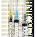 インジェクター（注射器液体物を注入する充填用のツール）