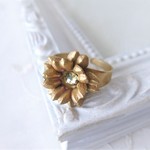 Vintage 金糸雀色と花の指輪 ②  ヴィンテージ