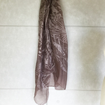 シルク練プリントボタニカルショール　ＳAＬE